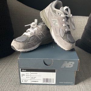 Toddler New Balance 990v3
